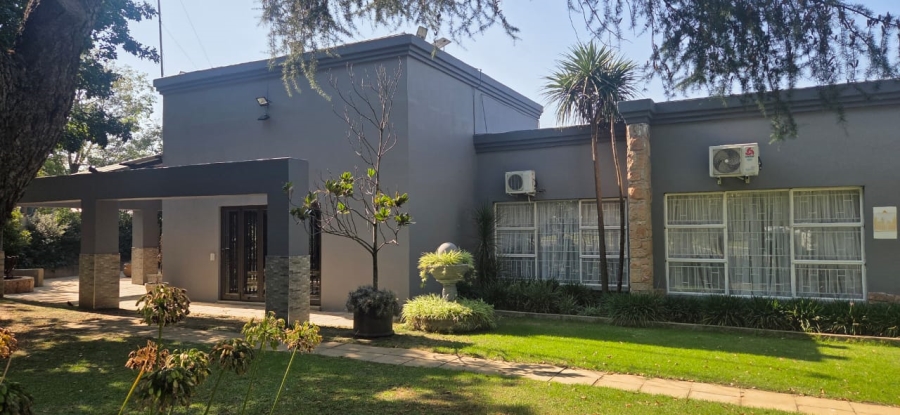 5 Bedroom Property for Sale in Meyerville Mpumalanga