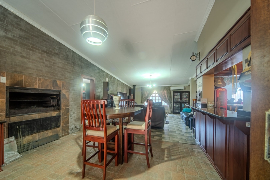 5 Bedroom Property for Sale in Meyerville Mpumalanga