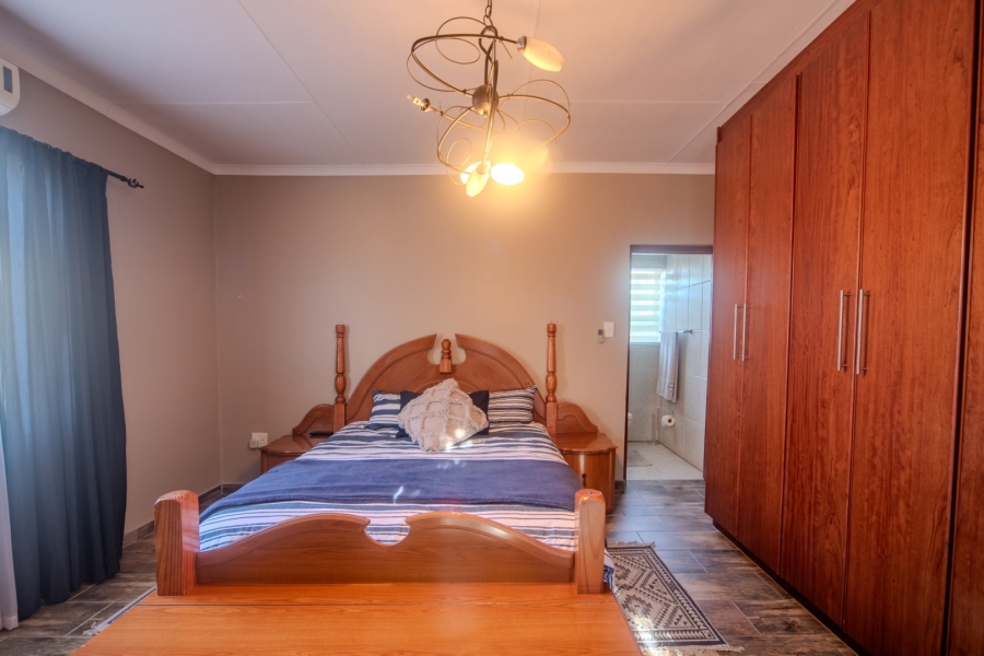 5 Bedroom Property for Sale in Meyerville Mpumalanga