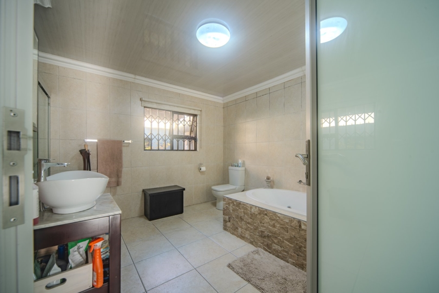 5 Bedroom Property for Sale in Meyerville Mpumalanga