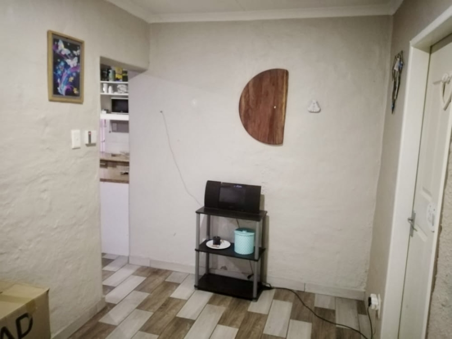 To Let 1 Bedroom Property for Rent in Secunda Mpumalanga