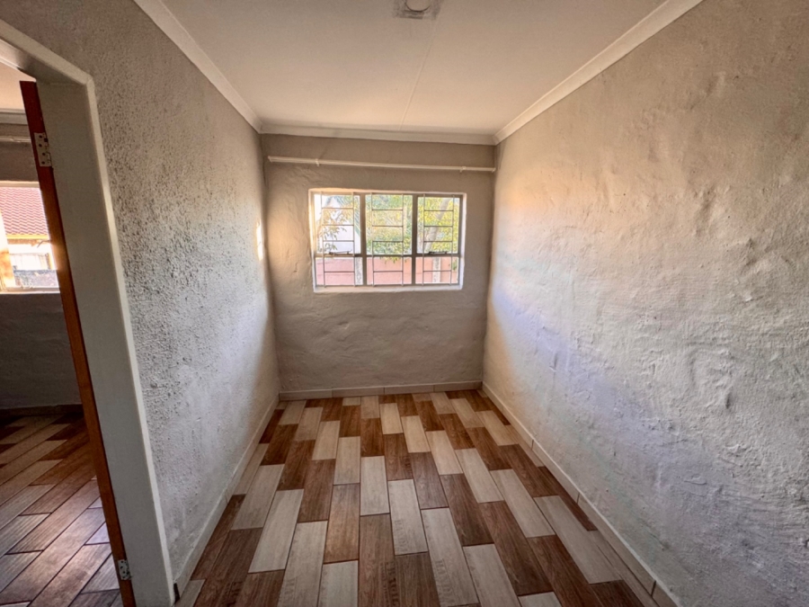 To Let 1 Bedroom Property for Rent in Secunda Mpumalanga