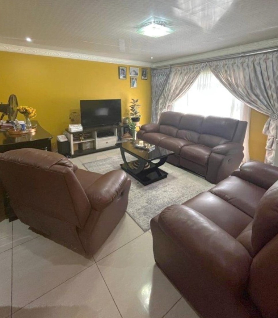 3 Bedroom Property for Sale in Thistle Grove Mpumalanga