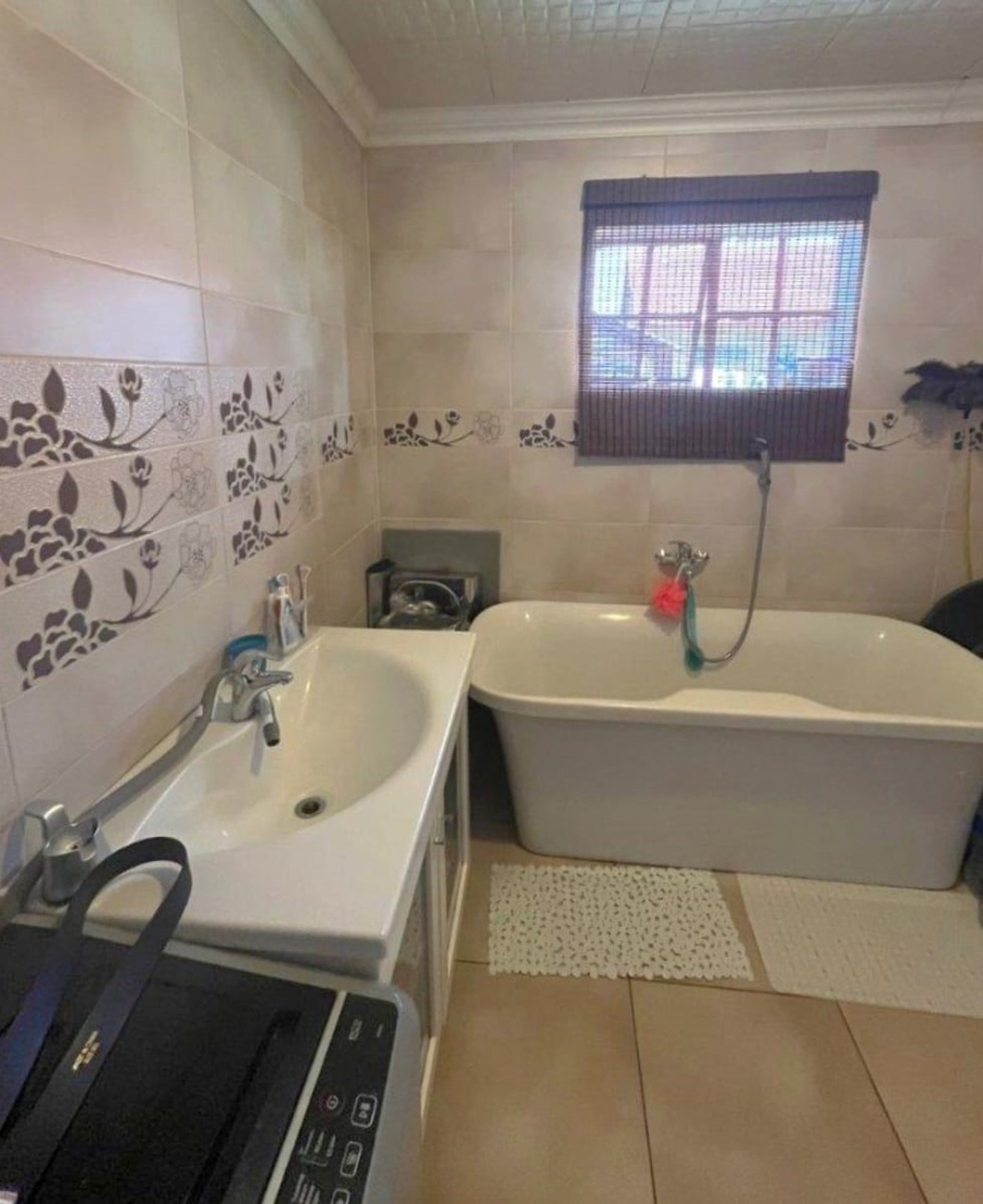3 Bedroom Property for Sale in Thistle Grove Mpumalanga