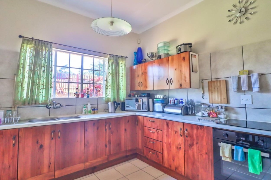 8 Bedroom Property for Sale in White River AH Mpumalanga