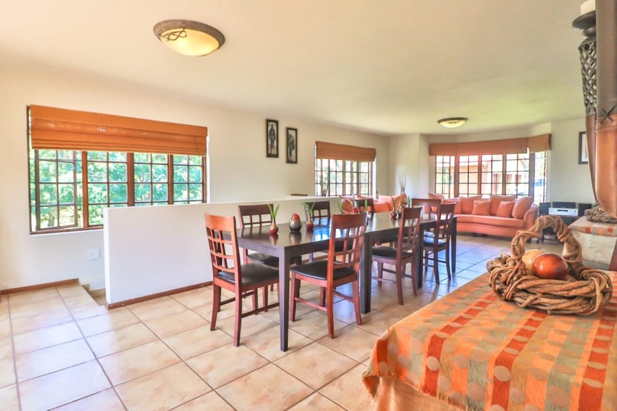8 Bedroom Property for Sale in White River AH Mpumalanga