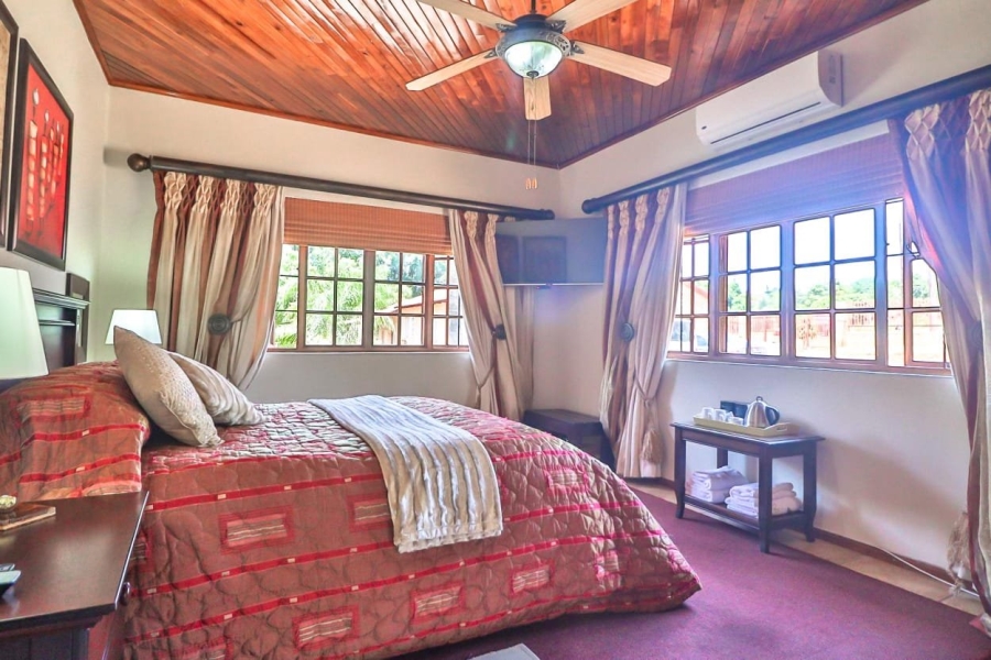 8 Bedroom Property for Sale in White River AH Mpumalanga