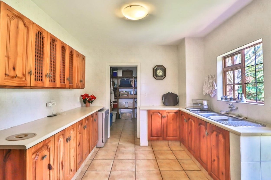 To Let commercial Property for Rent in White River AH Mpumalanga