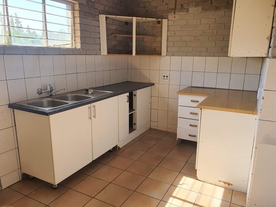 To Let 2 Bedroom Property for Rent in White River Rural Mpumalanga