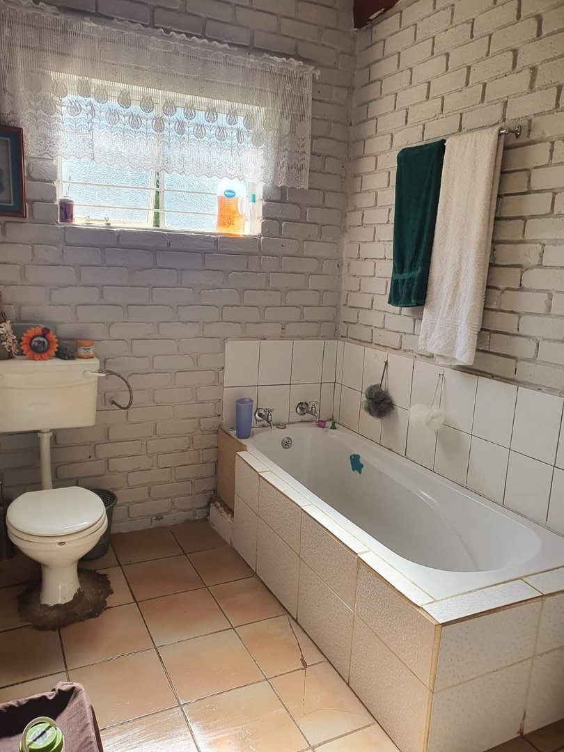 To Let 2 Bedroom Property for Rent in White River Rural Mpumalanga