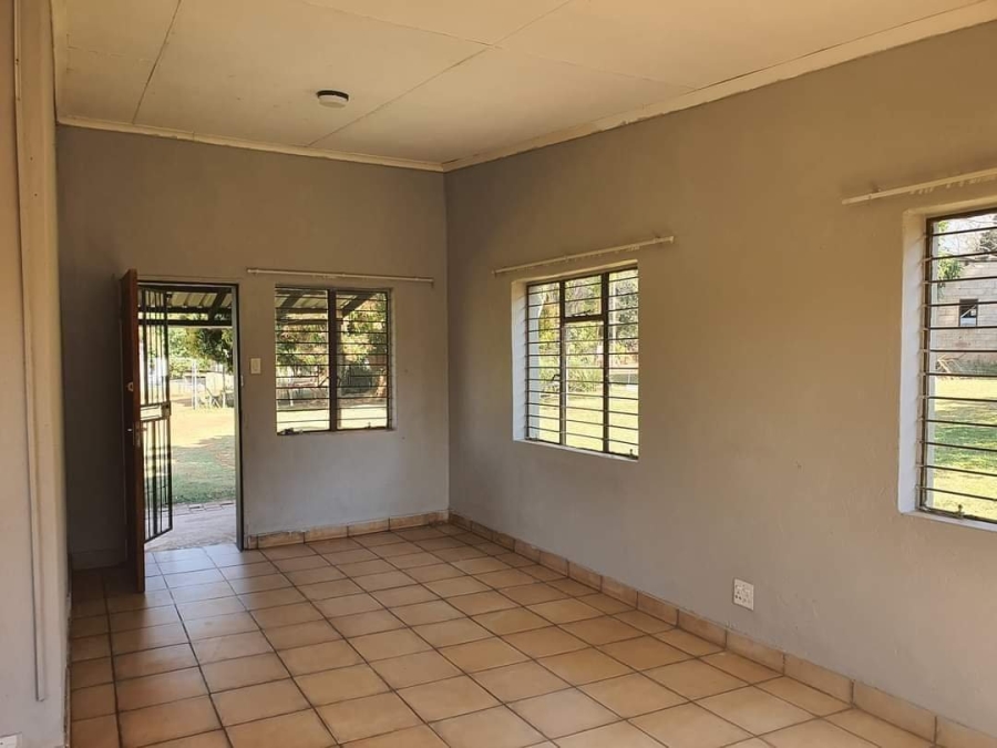 To Let 2 Bedroom Property for Rent in White River Rural Mpumalanga