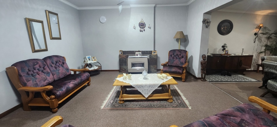3 Bedroom Property for Sale in Standerton Mpumalanga