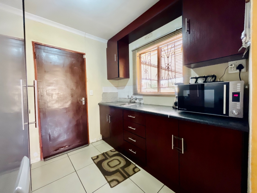 To Let 3 Bedroom Property for Rent in Hlalamandi Mpumalanga