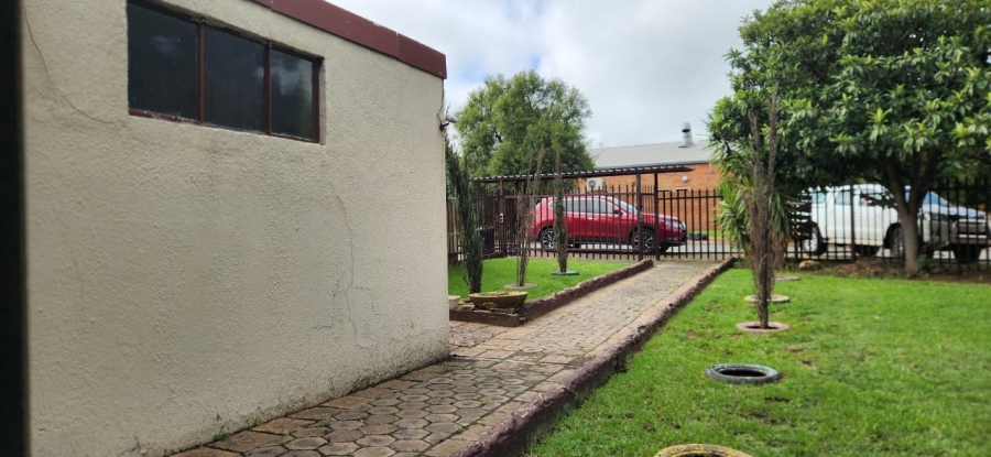 4 Bedroom Property for Sale in Cosmosrand Mpumalanga