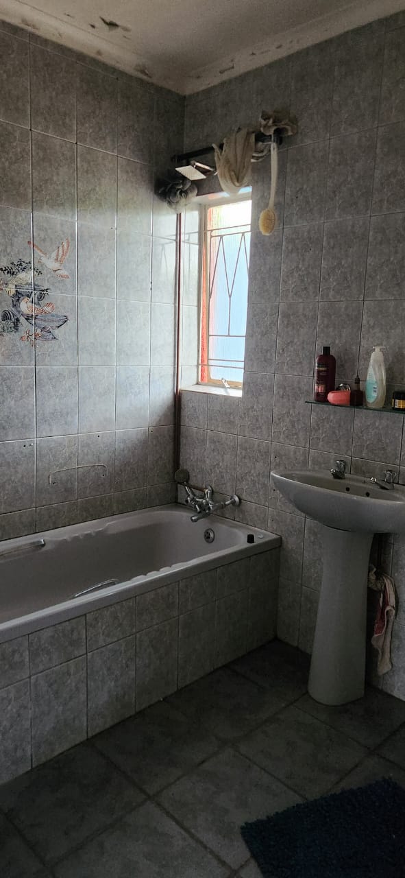 4 Bedroom Property for Sale in Cosmosrand Mpumalanga