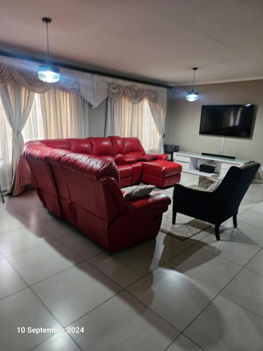 3 Bedroom Property for Sale in Reyno Ridge Mpumalanga