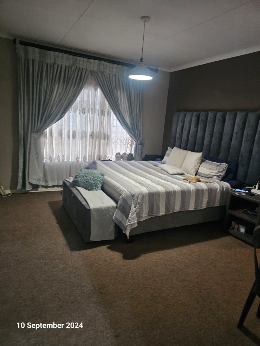 3 Bedroom Property for Sale in Reyno Ridge Mpumalanga