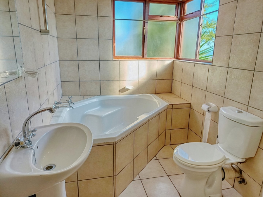 2 Bedroom Property for Sale in White River Ext 18 Mpumalanga