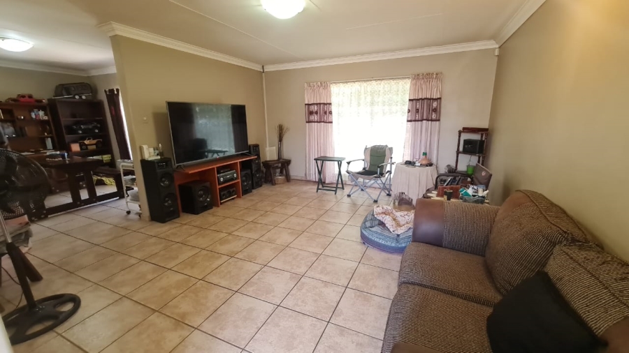 3 Bedroom Property for Sale in Cosmosrand Mpumalanga