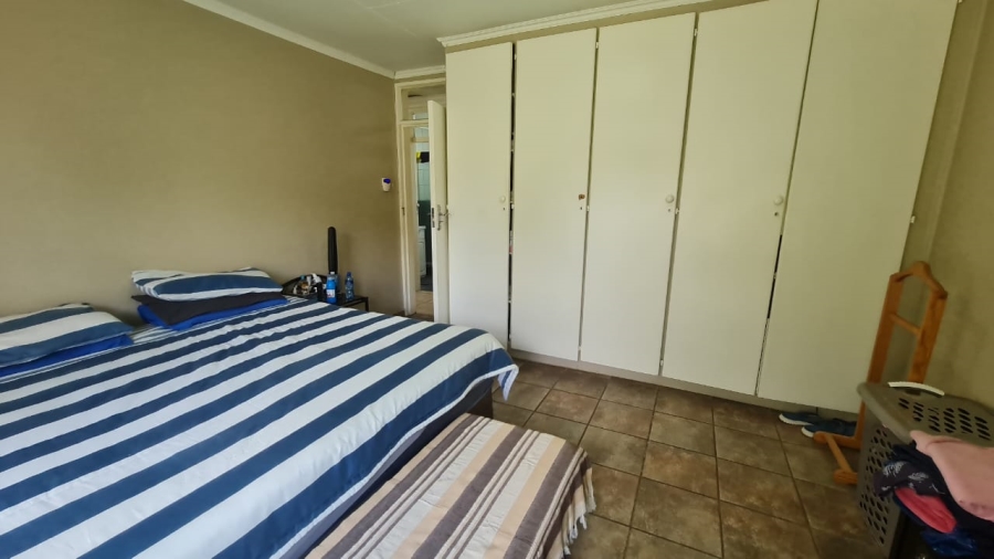 3 Bedroom Property for Sale in Cosmosrand Mpumalanga