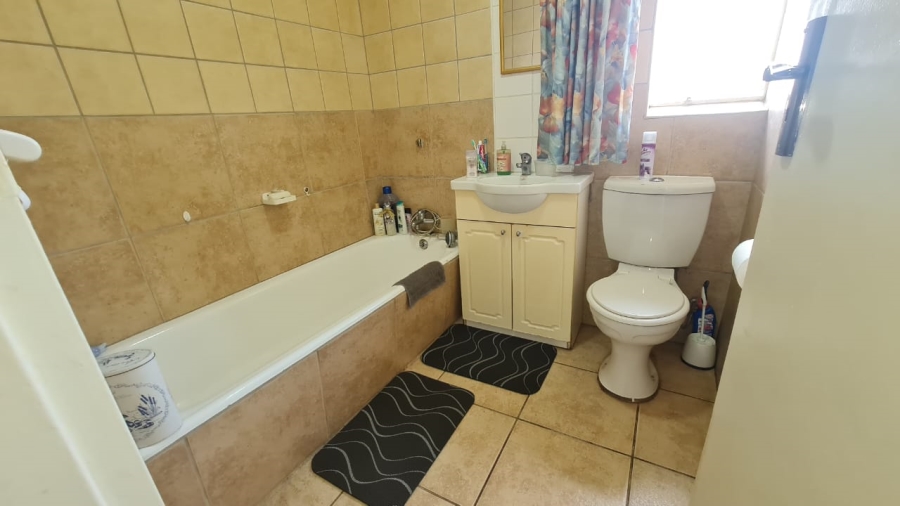 3 Bedroom Property for Sale in Cosmosrand Mpumalanga