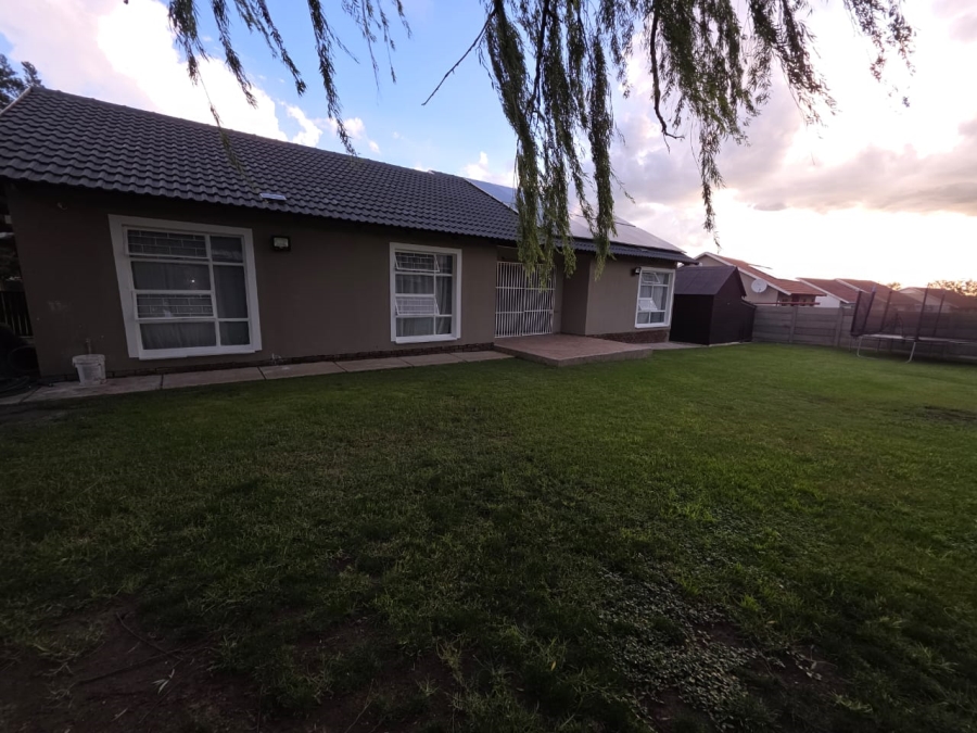 3 Bedroom Property for Sale in Kruinpark Mpumalanga