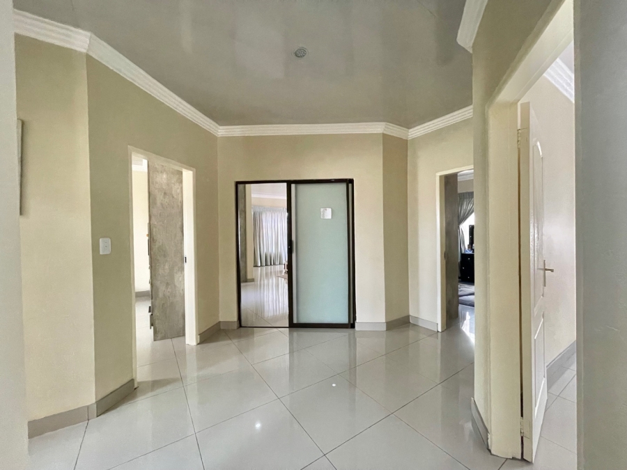 To Let 4 Bedroom Property for Rent in Aerorand Mpumalanga