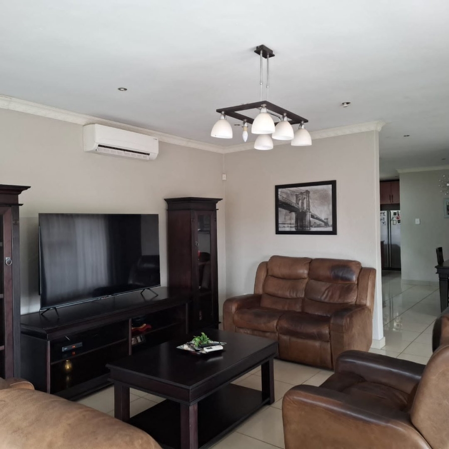 4 Bedroom Property for Sale in Stonehenge Ext 1 Mpumalanga