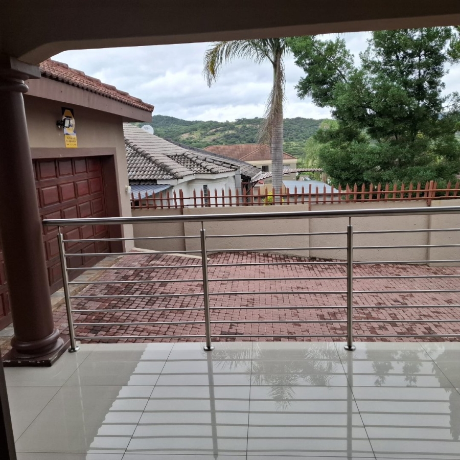 4 Bedroom Property for Sale in Stonehenge Ext 1 Mpumalanga