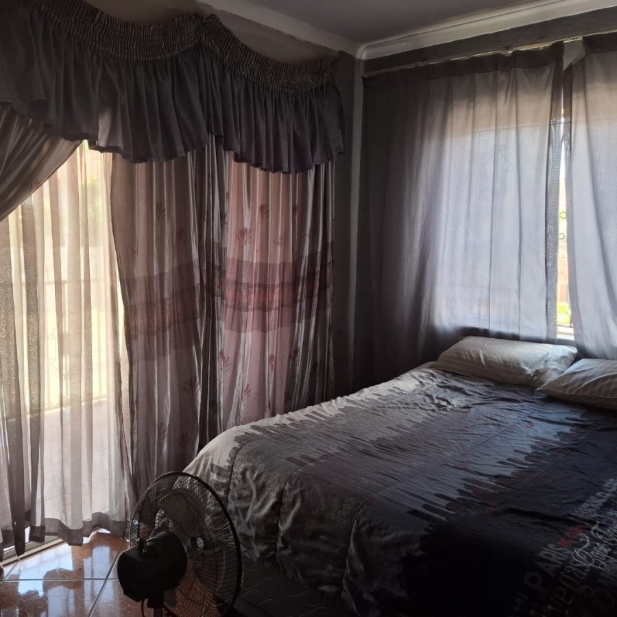 4 Bedroom Property for Sale in Kamagugu Mpumalanga