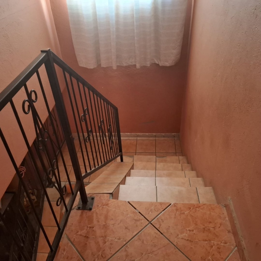 4 Bedroom Property for Sale in Kamagugu Mpumalanga