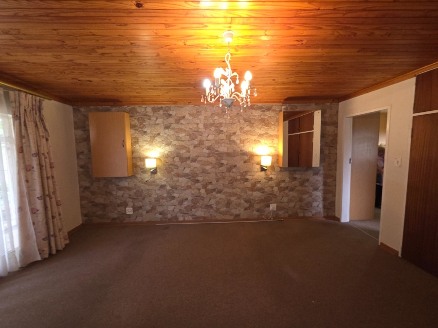 5 Bedroom Property for Sale in Secunda Mpumalanga