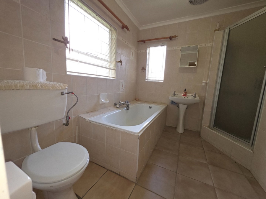 5 Bedroom Property for Sale in Secunda Mpumalanga