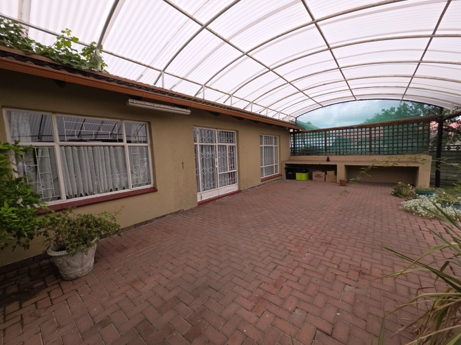 5 Bedroom Property for Sale in Secunda Mpumalanga