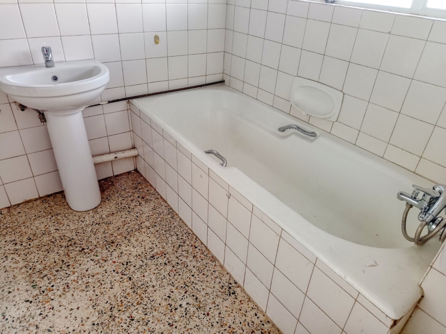 2 Bedroom Property for Sale in White River Mpumalanga