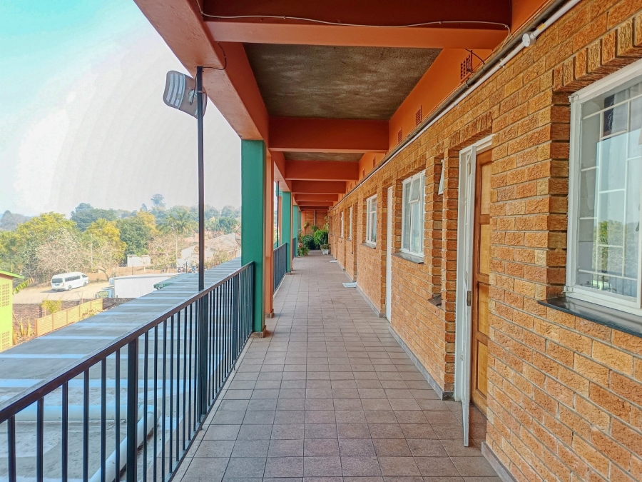 2 Bedroom Property for Sale in White River Mpumalanga