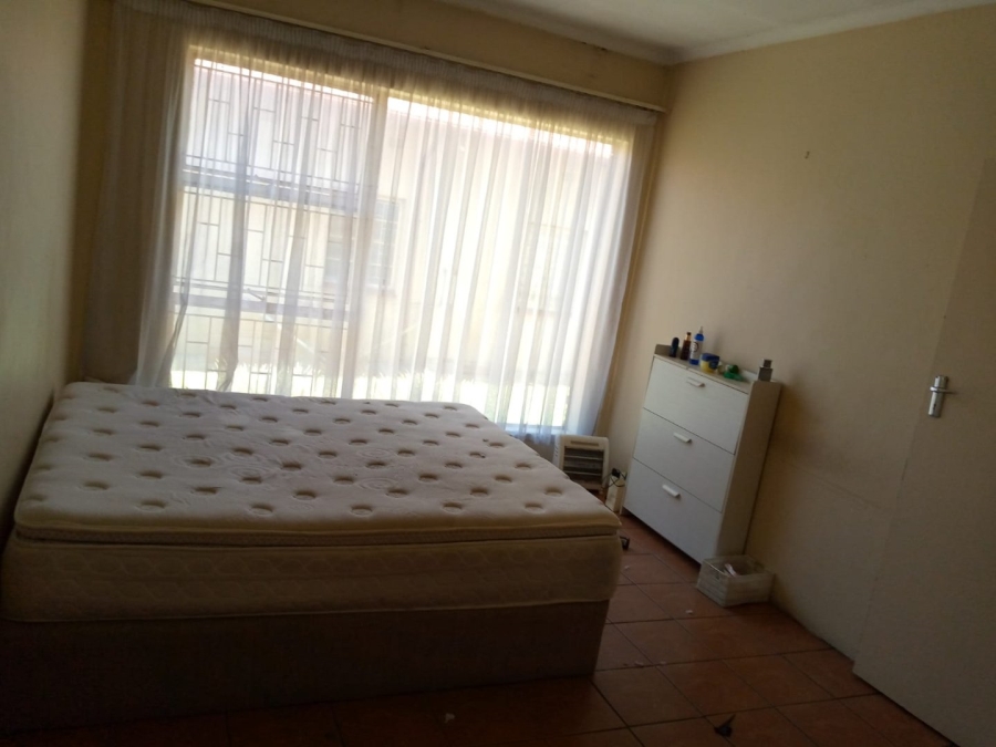 1 Bedroom Property for Sale in Middelburg Central Mpumalanga