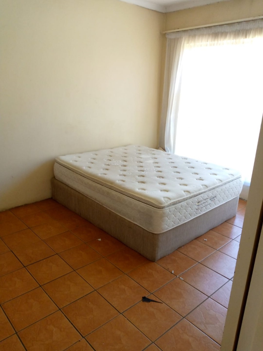 1 Bedroom Property for Sale in Middelburg Central Mpumalanga