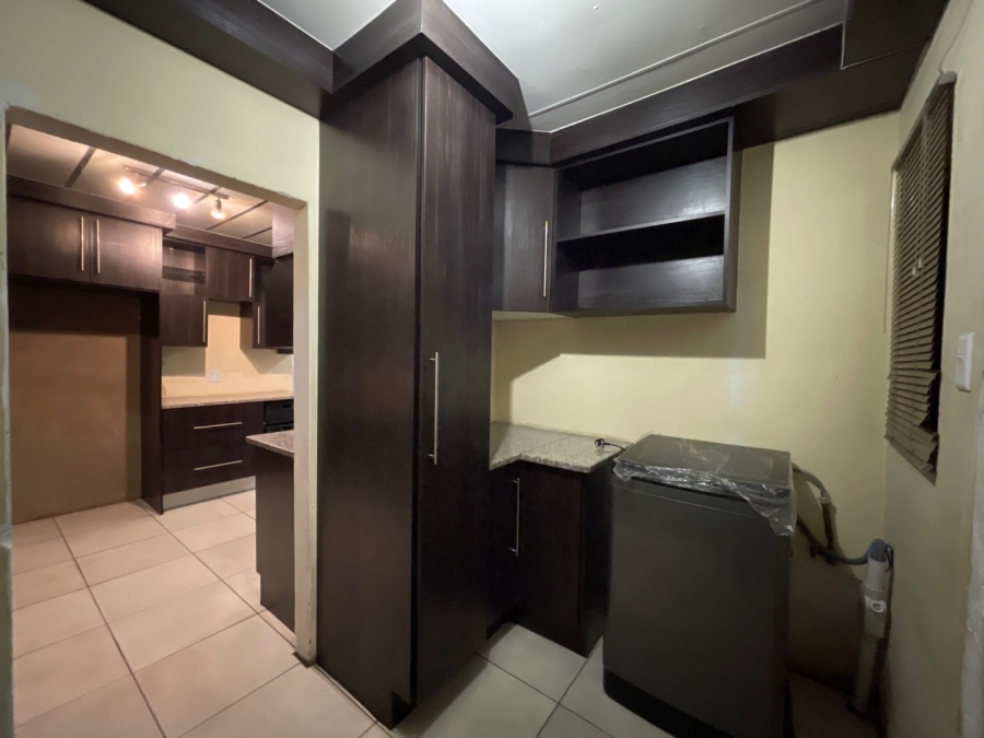 To Let 1 Bedroom Property for Rent in Aerorand Mpumalanga