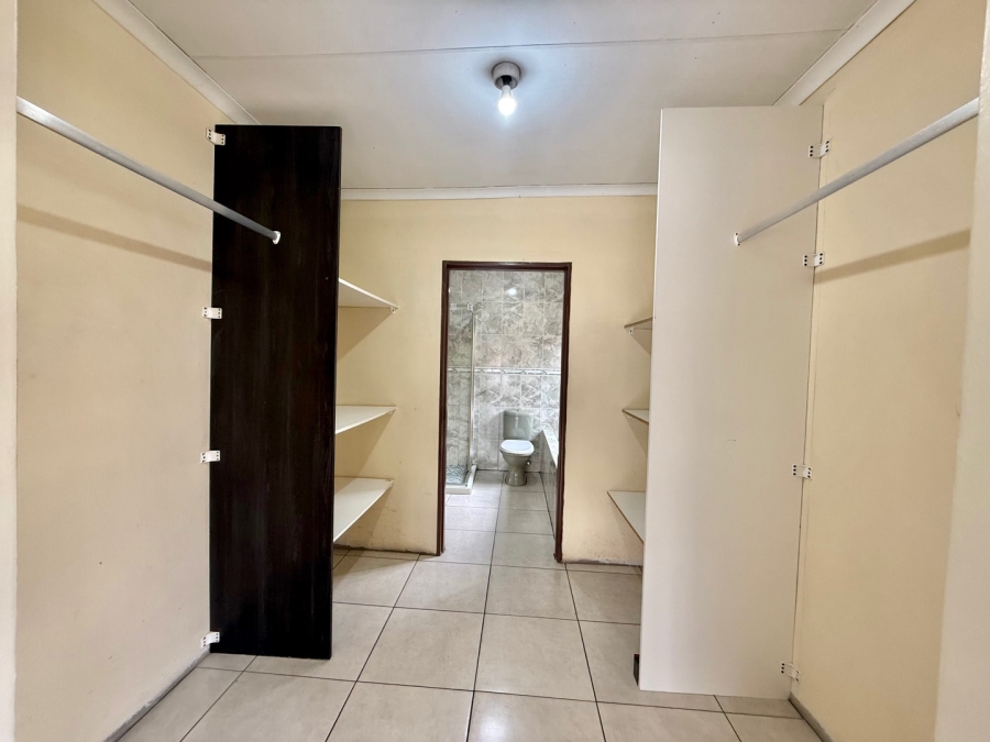 To Let 1 Bedroom Property for Rent in Aerorand Mpumalanga