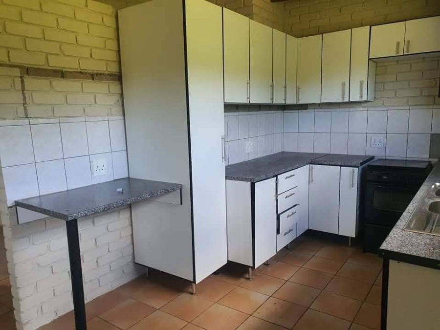 To Let commercial Property for Rent in White River Estates Mpumalanga