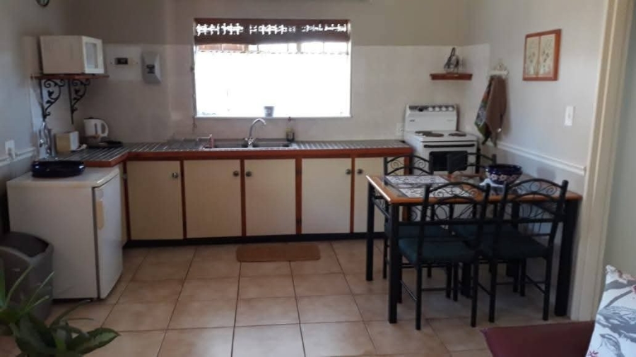 To Let commercial Property for Rent in White River Estates Mpumalanga