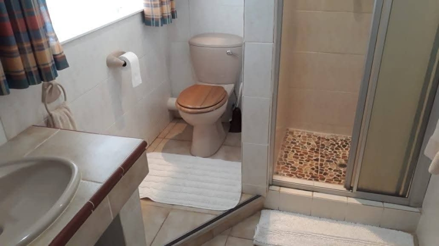 To Let commercial Property for Rent in White River Estates Mpumalanga