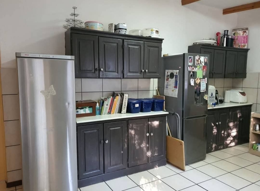 To Let commercial Property for Rent in White River Estates Mpumalanga