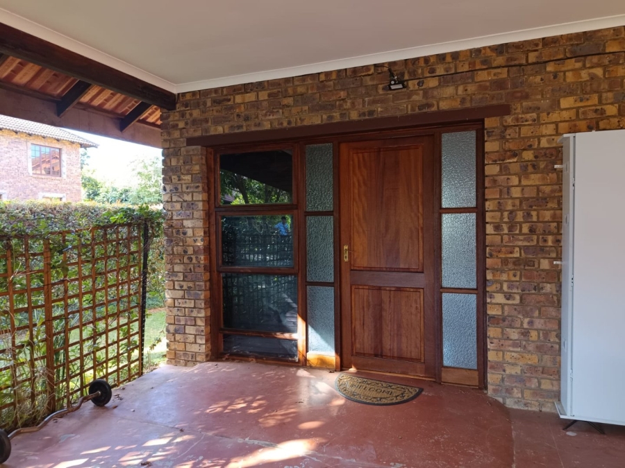To Let 1 Bedroom Property for Rent in White River Country Estate Mpumalanga