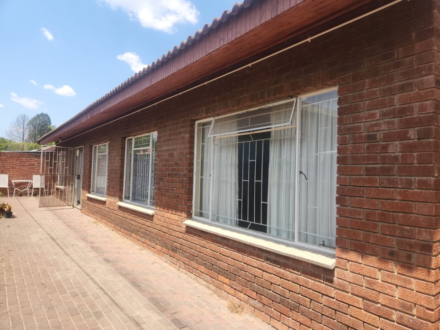 To Let 3 Bedroom Property for Rent in Standerton Mpumalanga