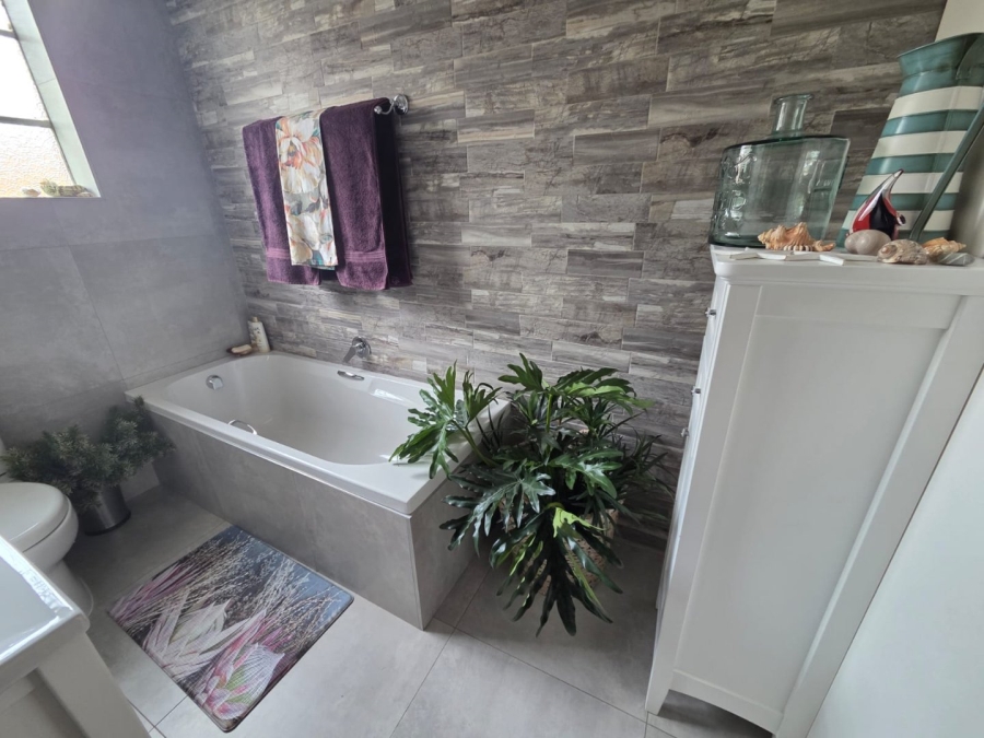 3 Bedroom Property for Sale in Standerton Mpumalanga