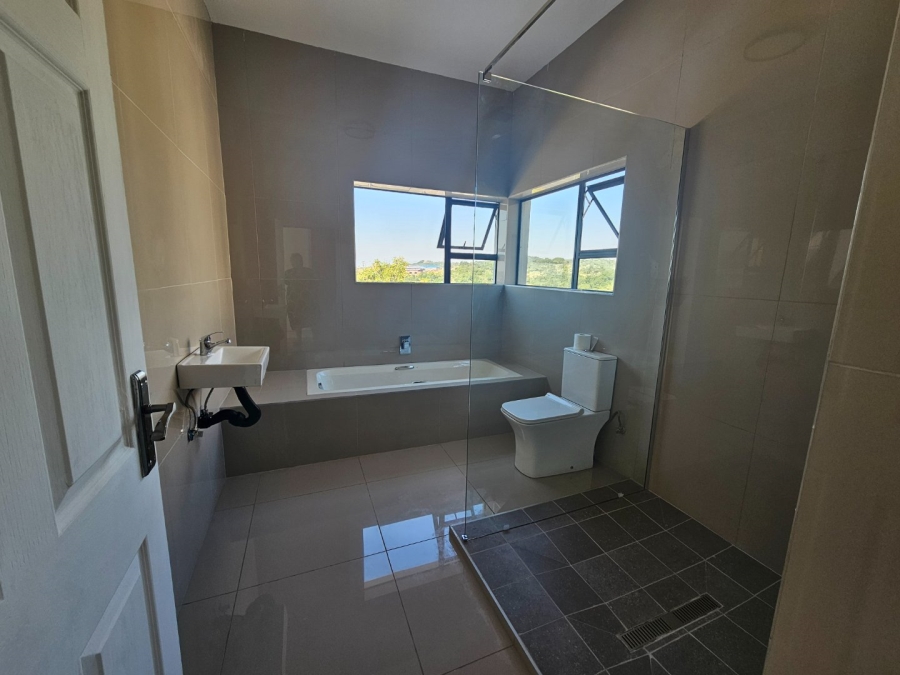 6 Bedroom Property for Sale in Elawini Lifestyle Estate Mpumalanga