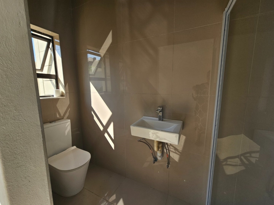 6 Bedroom Property for Sale in Elawini Lifestyle Estate Mpumalanga