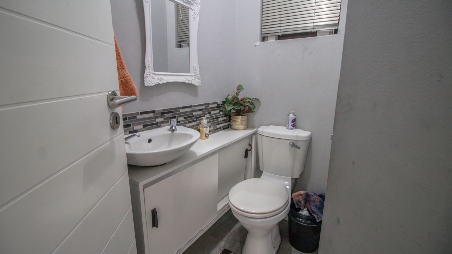 4 Bedroom Property for Sale in Kingsview Ext 1 Mpumalanga